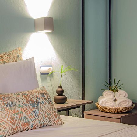 Joya Ofrynio Stylish Suites Ofrínion Eksteriør billede