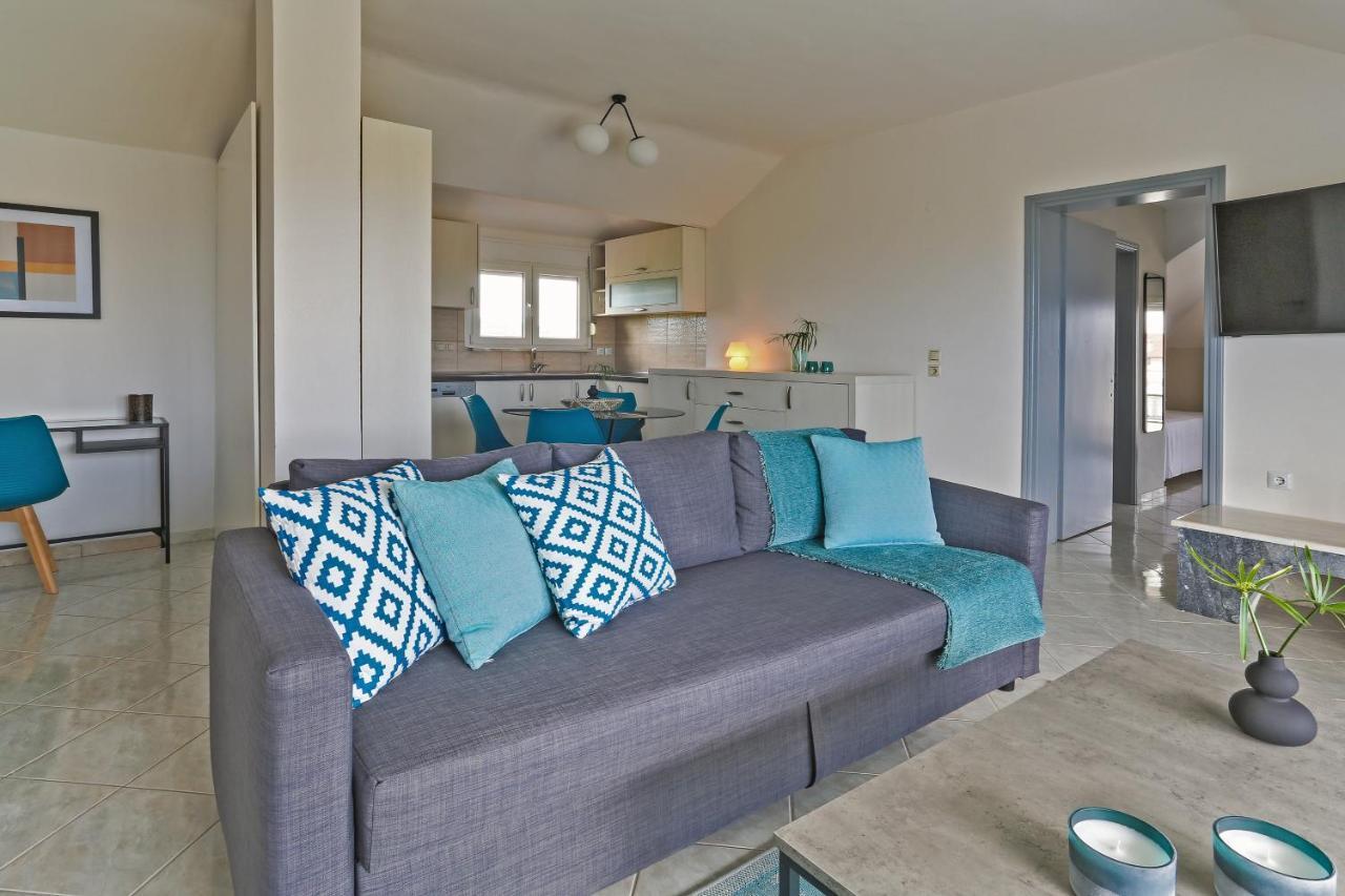 Joya Ofrynio Stylish Suites Ofrínion Eksteriør billede